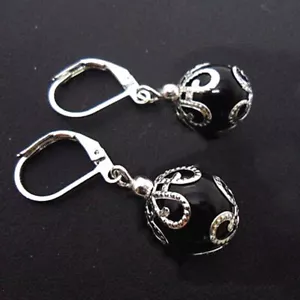 A PAIR OF 10MM BLACK ONYX SILVER PLATED DANGLY LEVERBACK HOOK EARRINGS. NEW. - Picture 1 of 1