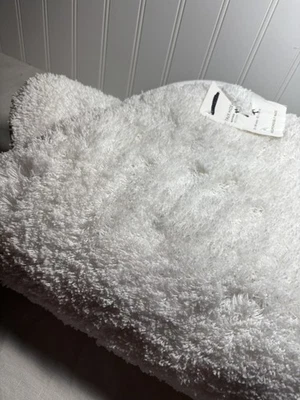 Tapete de banho Pottery Barn couro falso 24x64" branco - Imagem 1 de 4