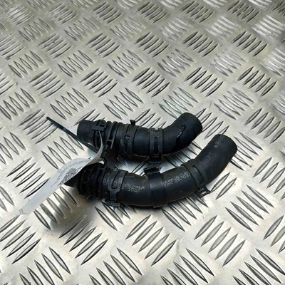 Manguera de refrigerante VOLKSWAGEN MULTIVAN T7 5Q0122291CJ 1.4 híbrido 110 kW 2 Foto 1 de 4