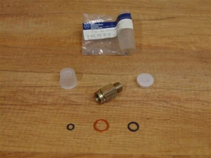 Threaded Connection Genuine Mercedes - A0039905968 - Picture 1 of 1