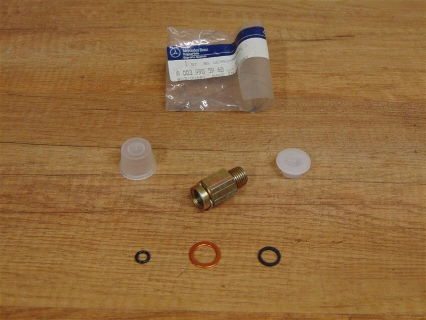 Threaded Connection Genuine Mercedes - A0039905968 - Image 1 of 1