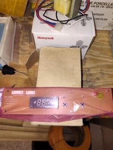 true turbo air reach in refrigerator msr control display and transformer  - Picture 1 of 4