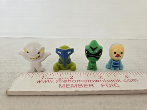 Gogo's Crazy Bones Evolution Series 2 w/3 Gogo's + 3 Stickers 323