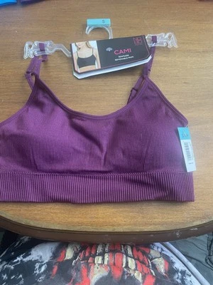 Sujetador Cami Convertible Sin Costuras Juniors No Boundaries, Púrpura Oxford Talla S/CH Foto 1 de 4