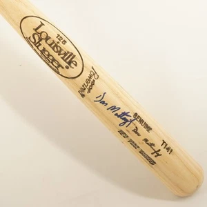 Don Mattingly Signed New York Yankees Louisville Slugger Baseball Bat, No COA - Picture 1 of 11