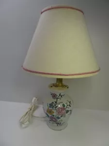 VINTAGE POTTERY LAMP BASE PAINTED FLORAL FAMILLE ROSE STYLE - Picture 1 of 8