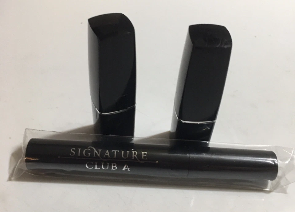 Signature Club A 3 D Mascara and 2 Lipsticks - Image 1 of 4