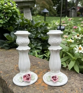 White Capodimonté Candlesticks 2 Made in Italy Beautiful Farmhouse Decor - Picture 1 of 8