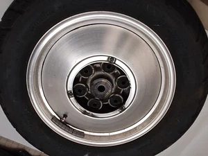 Honda Super Magna VF700C VF750C rear wheel with good tire Fits 1987-1988 - Foto 1 di 3