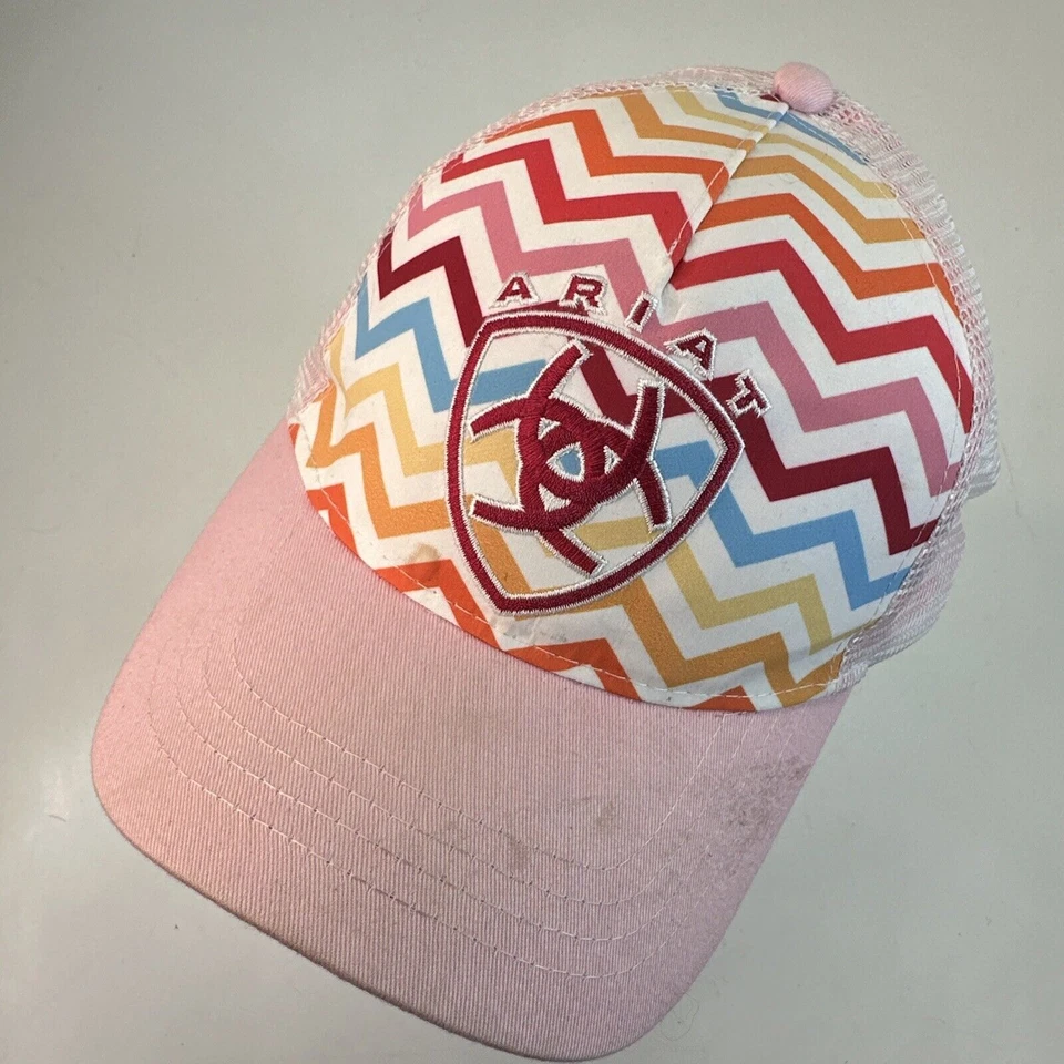 Gorra de béisbol ajustable Ariat rosa a rayas Foto 1 de 4