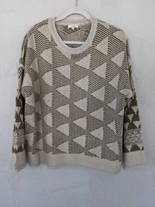 Easel Knit Sweater Cream Green Triangle Geometric Pattern with Blue Accent... - Picture 1 of 5