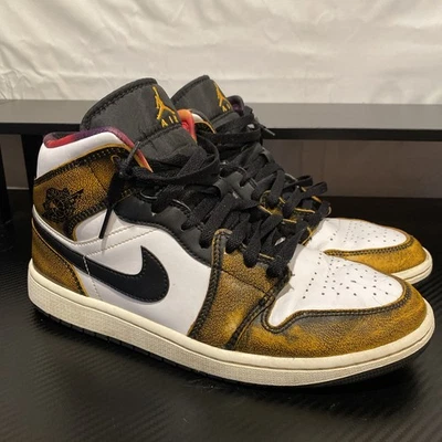 [DQ8417-071] Para Hombres Air Jordan Retro 1 Mid SE 'Orange Wear Away' Foto 1 de 4