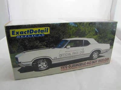ExactDetail Replicas 1970 Oldsmobile 442 Indy Pace Car Indianapolis 500 -  1:18 - Bild 1 von 4