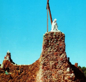 XIII Station of the Cross Grotto of the Redemption West Bend IA Vintage Postcard - Picture 1 of 4