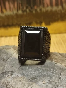 Herren Ring in tief schwarz Gothic Rocker Biker Fürst Gr 58 auffällig schön - Picture 1 of 5