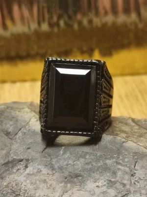 Herren Ring in tief schwarz Gothic Rocker Biker Fürst Gr 58 auffällig schön - Bild 1 von 4