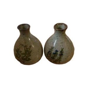 2. Vtg SPECKLED BUD VASES 4" Ceramic Stoneware Pottery Floral Yellow Or Blue EUC - Picture 1 of 5