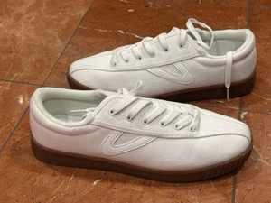 TRETORN WHITE CANVAS NYLITE SNEAKERS GUM SOLE 9.5 M NEW NWOB - Picture 1 of 9