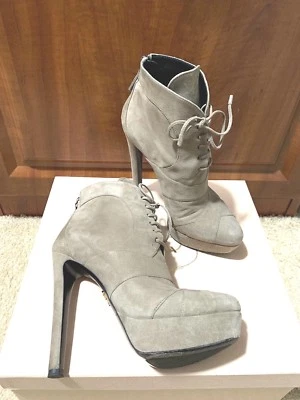 PRADA 135mm Gris Topo Plataforma Ante Cordones Bambú Cremallera Botines Botas 37 - Imagen 1 de 4