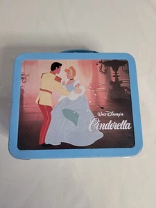 Walt Disney 'Cinderella' Hallmark School Days 2001 Serial #2548 of 19500 - Picture 1 of 7