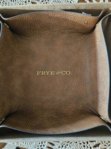Bandeja de cuero sintético Frye & Co. Reloj Cartera Llaves Atrapa Todo - Imagen 1 de 8