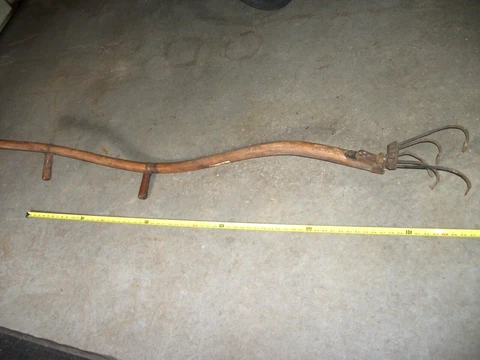 Unique Vintage Sta-Tite Back Saver 5 Tine Hand Cultivator Great Condition Cover
