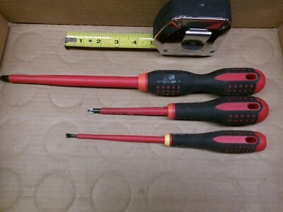 Bahco 3-Piece High Voltage Screwdriver Set - Image 1 of 4