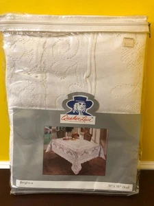 Nuevo de Lote Antiguo Mantel Ovalado Blanco Brighton de Encaje Cuáquero 70"x90" Hecho en EE. UU. - Imagen 1 de 6