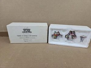 Conjunto de accesorios de pueblo de Navidad canta una canción para el departamento de Santa 56 elfos del Polo Norte - Imagen 1 de 6