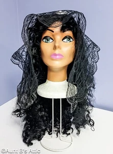 Spanish Mantilla Black Flower Lace Scalloped Edge Veil Costume Headpiece OS - Picture 1 of 3