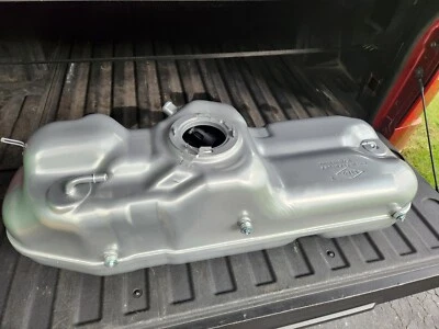 2003 2004 Chevy S-10 / GMC Sonoma Pickup 4 DOOR Crew Cab Fuel Tank Gas - NEW - Image 1 of 4