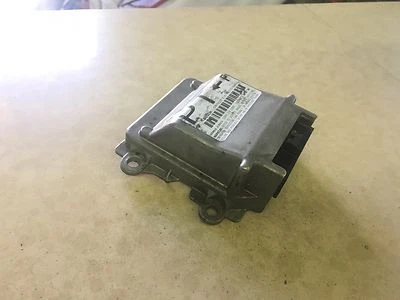 ОРИГИНАЛЬНЫЙ МОДУЛЬ УПРАВЛЕНИЯ ДАТЧИКОМ ПОДУШКИ БЕЗОПАСНОСТИ CHRYSLER PT CRUISER 04671419AD - Изображение 1 из 3