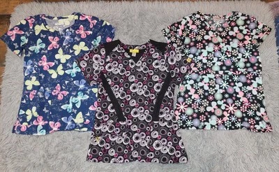 Bundle of Womens Scrub Top's Size XS - Image 1 of 3