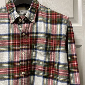 Gap Mens M Multicolor Plaid Relaxed Fit Flannel Long Sleeve Button Up Standard - Picture 1 of 14