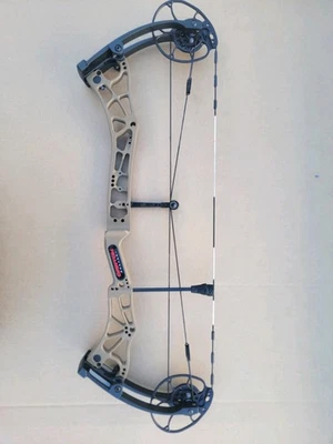 Darton Consequence 2 Compound Bow - RH / 60-70 / Flat Dark Earth/Black Limbs - Image 1 of 4