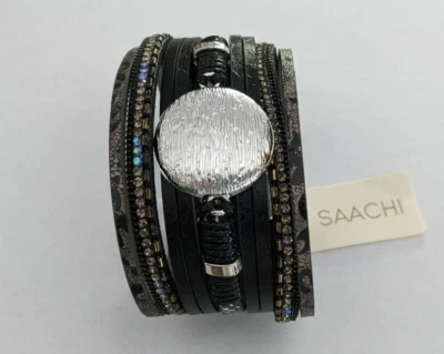 Pulsera SAACHI vegana cuero hebras latón cadena estrás negro plata NUEVO Foto 1 de 4