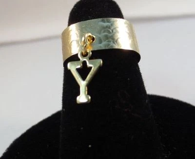 14KT Vergoldet Lang Initiale Y Zehen Ring IN Gehämmerte Ring - Bild 1 von 2