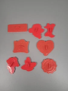 Wilton Looney Tunes Bugs & Friends Pocahontas Lot of Vintage Cookie Cutter Set - Picture 1 of 9