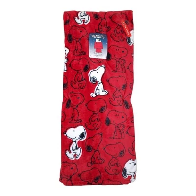 Manta extra larga para mascotas Peanuts Snoopy 60" x 70" de Berkshire Red Foto 1 de 4