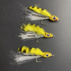 (3) Saltwater/FreshWater Hand Tied Flies 2/0 Mustad Hook bumblebee Surf Candy - Picture 1 of 8