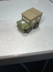 Disney Pixar Cars Sarge 1942 Willys WW2 Army Jeep Maßstab 1,5" Modell # - Bild 1 von 9