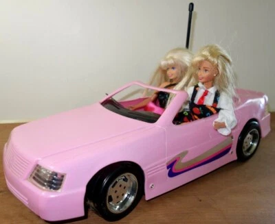 Coche Convertible Barbie Meritus Corvette Vintage Rosa Sin Control Remoto Y Muñeca Foto 1 de 4
