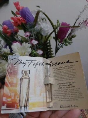 ELIZABETH ARDEN "MY FIFTH AVENUE" 女士淡香精样品 0.05 盎司/1.5 毫升 全新带盒 — 第 1/4 张图片
