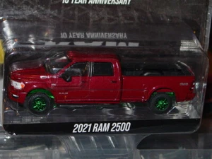 Camión Greenlight 2021 Dodge Ram 2500 doble cabina verde máquina persecución mip - Imagen 1 de 3