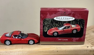 Antigo enfeite de lembrança Hallmark 1997 tocha vermelha Chevrolet Corvette colecionadores A12 - Imagem 1 de 4