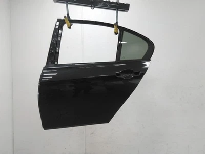 BMW 3 F30/F31/F80 12-19 330e Hybrid mk2 B48-B20A Rear Left Door Strip 41009628 - Image 1 of 4