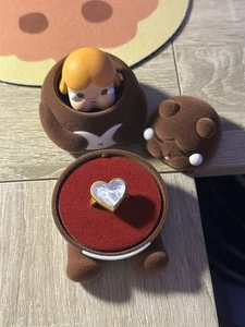 Pop Mart SUPER SECRET Crybaby Crying for Love Series Be Mine Ring Bear With Card - Picture 1 of 4