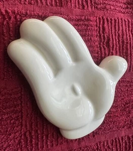 Disney Mickey Minnie Mouse White Glove Ceramic hand Soap Dish Disneyland 70th - Picture 1 of 3