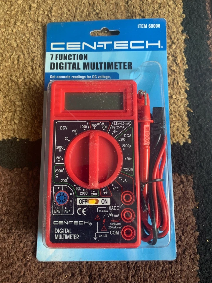 3 multímetros digitales cen-tech 7 funciones cada uno Foto 1 de 2