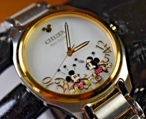 Reloj Citizen Disney Falling Mickey & Minnie Eco-Drive para mujer E031 EM0754-59W - Imagen 1 de 12